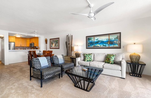 Kailua-Kona Condo | Oceanfront Kona By the Sea 2-Bedroom Retreat with Central A/C