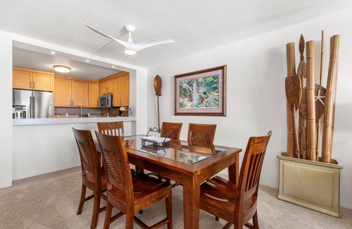 Kailua-Kona Condo | Oceanfront Kona By the Sea 2-Bedroom Retreat with Central A/C