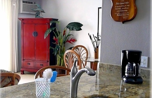 Historic Kailua Village Condo | OCEANFRONT Kona Reef, Top Rated Reviewsnn