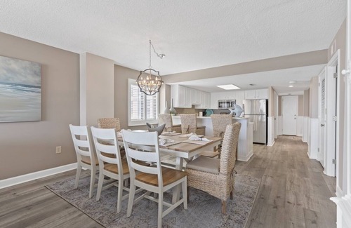 Cherry Grove Beach Condo | Oceanfront Luxury 3BR/2BA End Unit with Pool, Fitness Room and Hot Tubs.