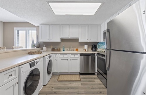 Cherry Grove Beach Condo | Oceanfront Luxury 3BR/2BA End Unit with Pool, Fitness Room and Hot Tubs.