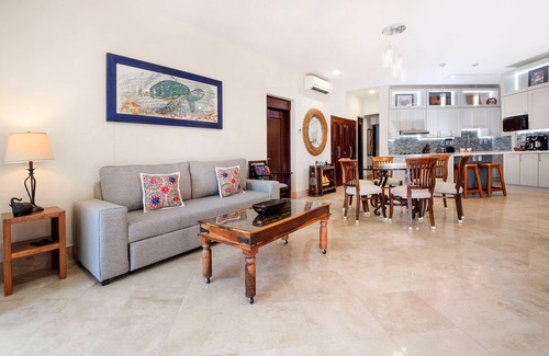 Centro Condo | Oceanfront Luxury 3bdr Condo - Luna Encantada A2