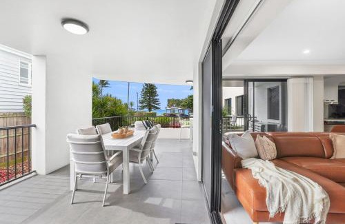 Bargara Apartment | Oceanfront Luxe 3BR