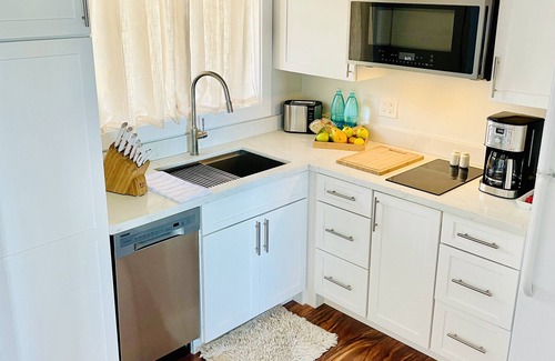 Princeville Condo | Oceanfront! Newly Remodeled, modern condo. Sealodge at Princeville. AC/WiFi