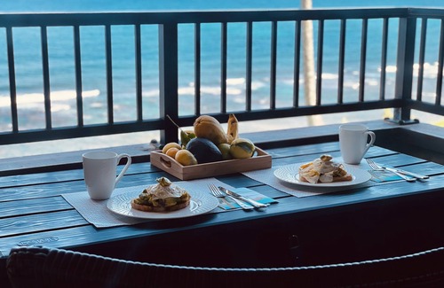 Princeville Condo | Oceanfront! Newly Remodeled, modern condo. Sealodge at Princeville. AC/WiFi