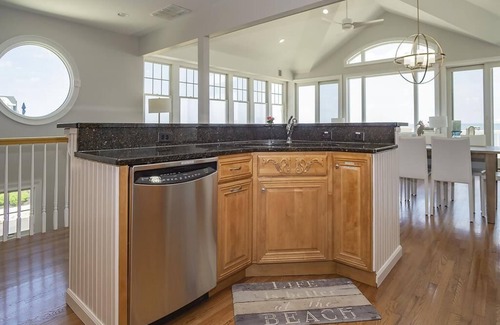 Harvey Cedars House | Oceanfront. Ocean views. WIFI. Beach Badges. Decks. Spectacular Oceanfront -.