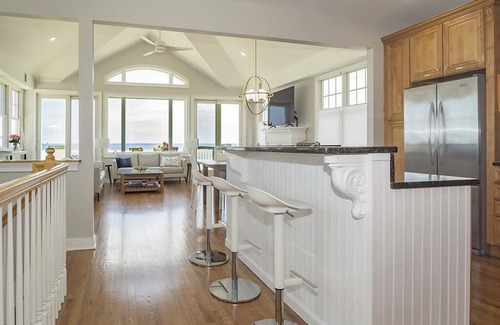 Harvey Cedars House | Oceanfront. Ocean views. WIFI. Beach Badges. Decks. Spectacular Oceanfront -.