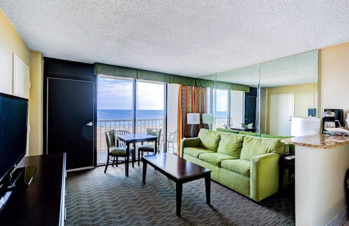 Northeast Virginia Beach Condo | Oceanfront one bedroom at Beach Quarters Resort, VA Beach. Reserve now!