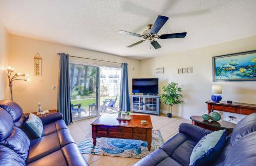 Ormond-by-the-Sea Apartment | Oceanfront Ormond Beach Condo Patio, Pool Access!