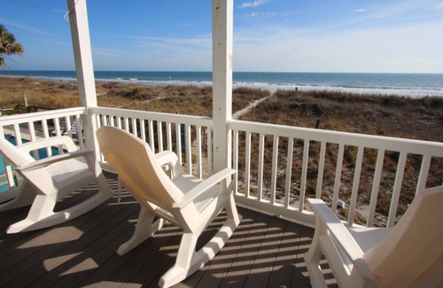 Cherry Grove Beach House | Oceanfront, pet-friendly, cozy apartment steps from the sand-budget friendly for you