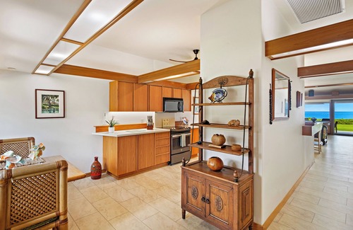 Downtown Lahaina Condo | Oceanfront Paradise 128-1 Puamana! You won't want to leave!