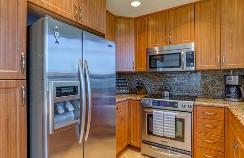 Napili Condo | Oceanfront Paradise | Prime Whale-Watching, Fully Appointed
