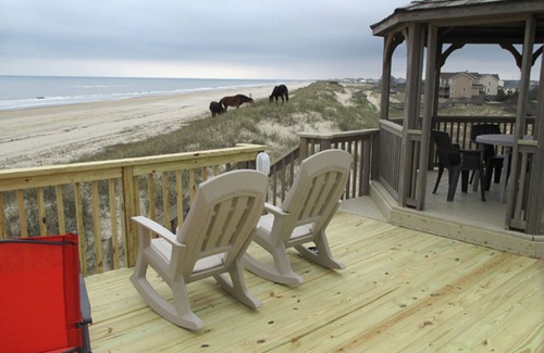 Carova Beach House | Oceanfront Paradise @ 'Sea Ya Round' - 4WD - View Video - Relax in Carova Beach!
