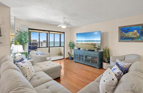 Ormond-by-the-Sea Apartment | Oceanfront Penthouse 11b