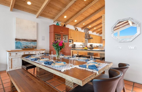 Beach Barber Tract House | Oceanfront Playa Vista La Jolla Pool + Coastal Luxe