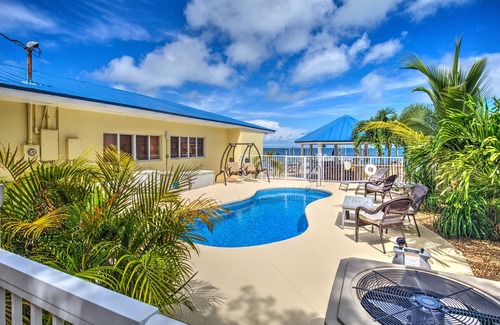 Marathon House | OCEANFRONT POOL HOUSE WITH 5 BEDROOM 3 BATH, SLEEPS 12 GUESTS.