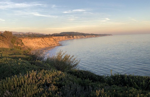 Santa Barbara House | OCEANFRONT, POOL, PRIVATE BEACH ACCESS - 5 bed 7 bath