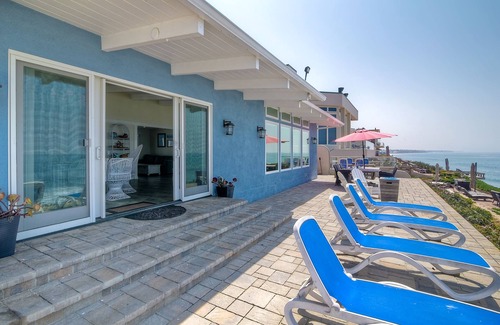 Carlsbad House | Oceanfront | Private Beach Access | BBQ | Sonos