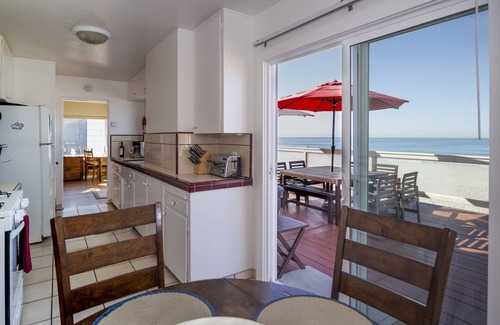 Mission Beach House | OCEANFRONT Property, beautiful views overlooking the beach. HUGE PRIVATE DECK!
