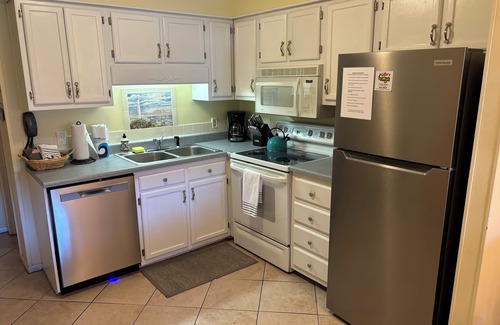Folly Field Villa | Oceanfront Resort, First Floor Condo