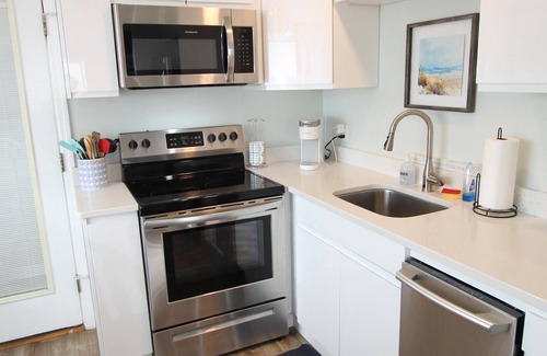 Rehoboth by the Sea House | Oceanfront rental at the Beachcomber Condos on Swede Street