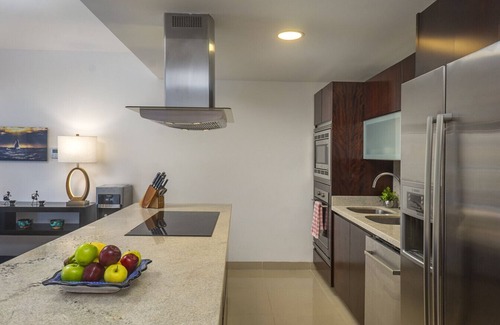 Luis Donaldo Colosio Apartment | Oceanfront resort, walkout pool, Mareazul. La Casa Bonita