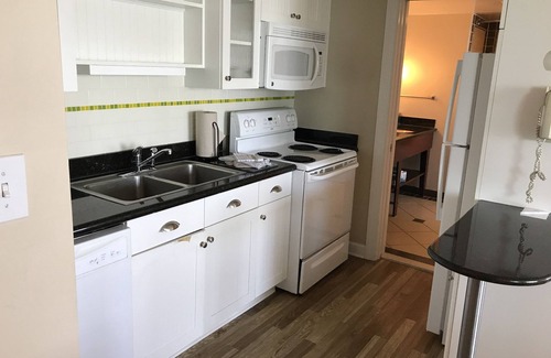 Northeast Virginia Beach Resort | Oceanfront resort on Virginia Beach Boardwalk