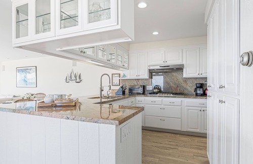 Eastern Malibu Condo | Oceanfront Retreat with Multiple Balconies, Direct Beach Access & Sweeping Views