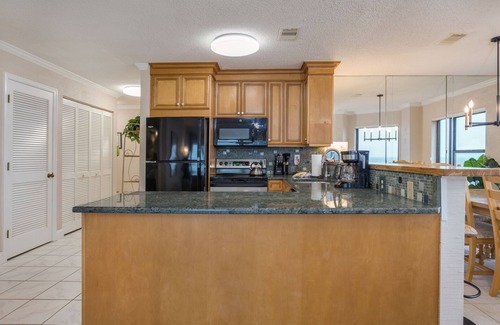 Folly Field Villa | Oceanfront Sea Cloisters Family Penthouse Villa w/Complex Pool