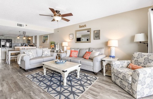 St. Petersburg - Clearwater Condo | Oceanfront Seagate 3/2 with Coastal Charm!