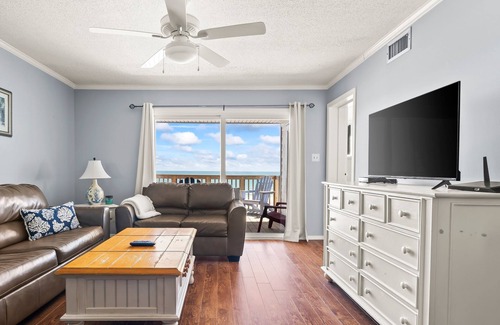 Topsail Beach Condo | OceanFront-Sleeps8-DockAccess-Book NOW for Free Linens