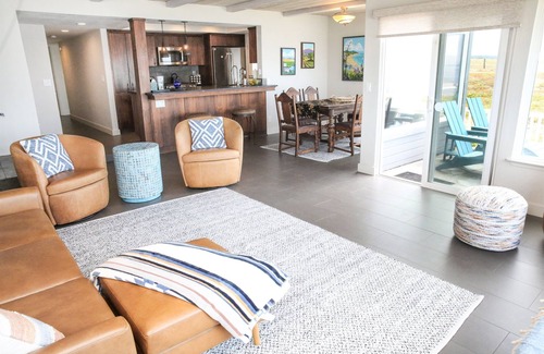 San Simeon Condo | Oceanfront Stay Near Cambria & Beaches 2 En-Suites