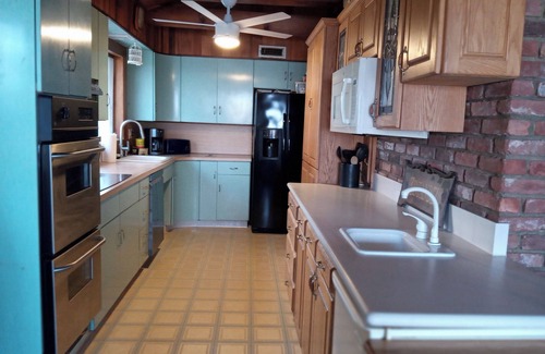 Mantoloking Apartment | Oceanfront Suite +Private Oceanfront Pool +Exclusive Private Beach forONLY1Home!