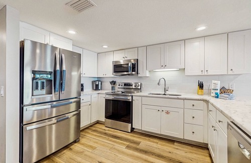 Panama City Beach House | Oceanfront Townhouse w/Ocean Views, High-Speed WiFi, Washer/Dryer, & Central AC
