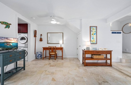 Kahaluu-Keauhou Condo | Oceanfront Townhouse! Stunning Views and Luxury Amenities!