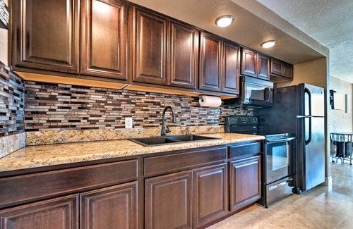 Daytona Beach Shores Apartment | Oceanfront Daytona Beach Studio w/Balcony!