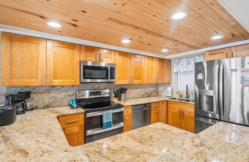 Daytona Beach Shores Condo | Oceanfront Traffic Free Beach - 603 Shores Club