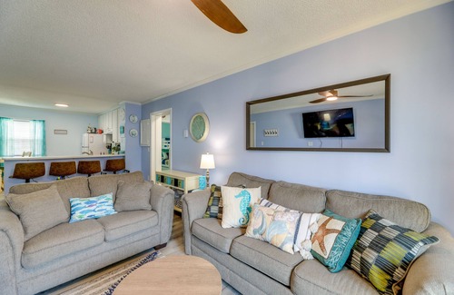Sneads Ferry Condo | Oceanfront Condo in North Topsail Beach!
