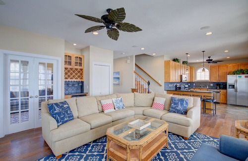 North Topsail Beach House | Oceanfront home with beach access, a hot tub, washer/dryer & central AC