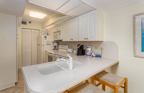 Saint Simons Island Condo | Oceanfront Complex! Amenities Include Pool, Fitness Center, Tennis Court, and Direct View!