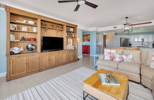 Saint Simons Island Condo | Oceanfront Condominium with pool! Plenty of Room for Family and Friends!