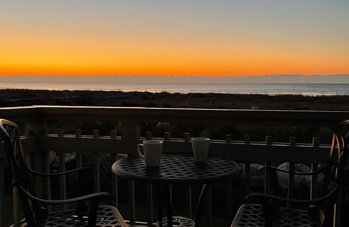 Saint Helena Island Villa | OCEANFRONT Villa perfectly located in the Heart of Fripp Island