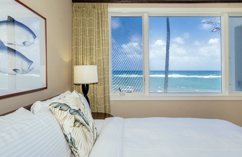 Kahuku Condo | Oceanfront Villa w/Shared Pool/Spa & AC: Turtle Bay Villas 216