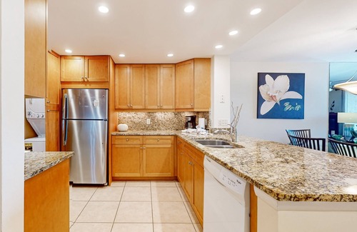 Folly Field Condo | Oceanfront Villa with Ocean Views, Shared Pool/Hot Tub, and More - Walk to Beach