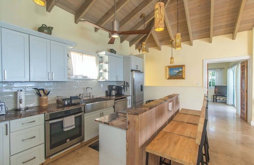 Kingshill Villa | Oceanfront villa with outstanding views, salt-water plunge pool, wifi and AC.