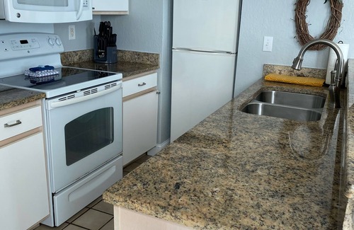 Myrtle Beach Condo | Oceanfront W/Long Range Views, 2 bed, 2 bath Penthouse, Large Balcony, Sleeps 6