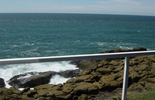 Depoe Bay Condo | Oceanfront, Watch Whales | Reflections by the Sea