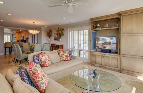 Isle of Palms Villa | Oceanfront Wild Dunes condo w/ stunning views & shared pool/hot tub!