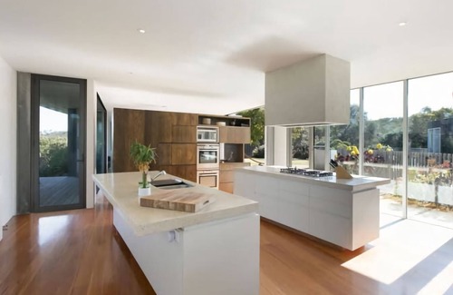 Rye House | Oceania Retreat | Private Beach Access with Pool
