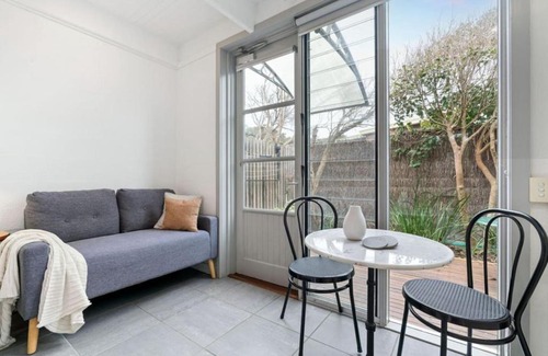Sorrento Apartment | Oceanic Apartment 6A
